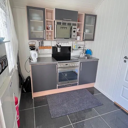 Dom wakacyjny Litla Hytta, Bomlo *